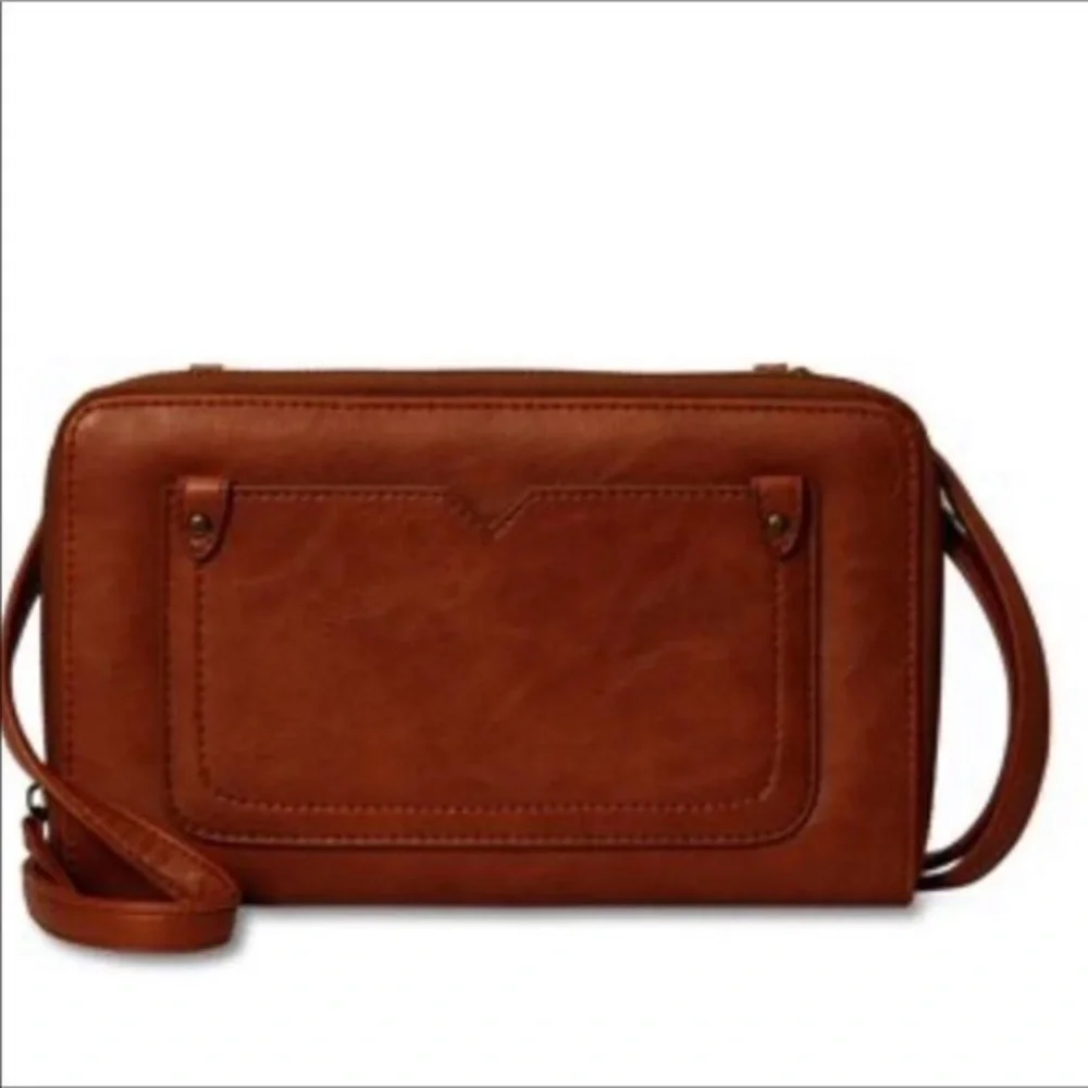 Clover Wallet On A Strap Purse Crossbody‎ Brown New
